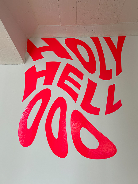 Holy Hell - eine Ausstellung in Bregenz